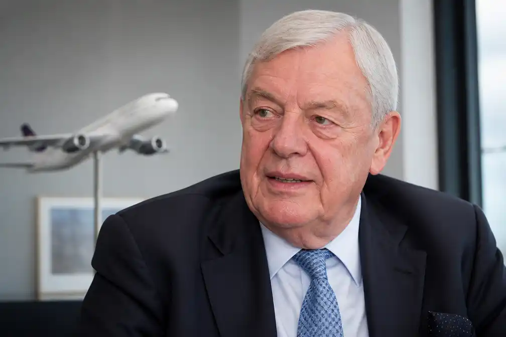 Duitse miljardair Klaus-Michael Kühne (89) overleden in Zwitserland