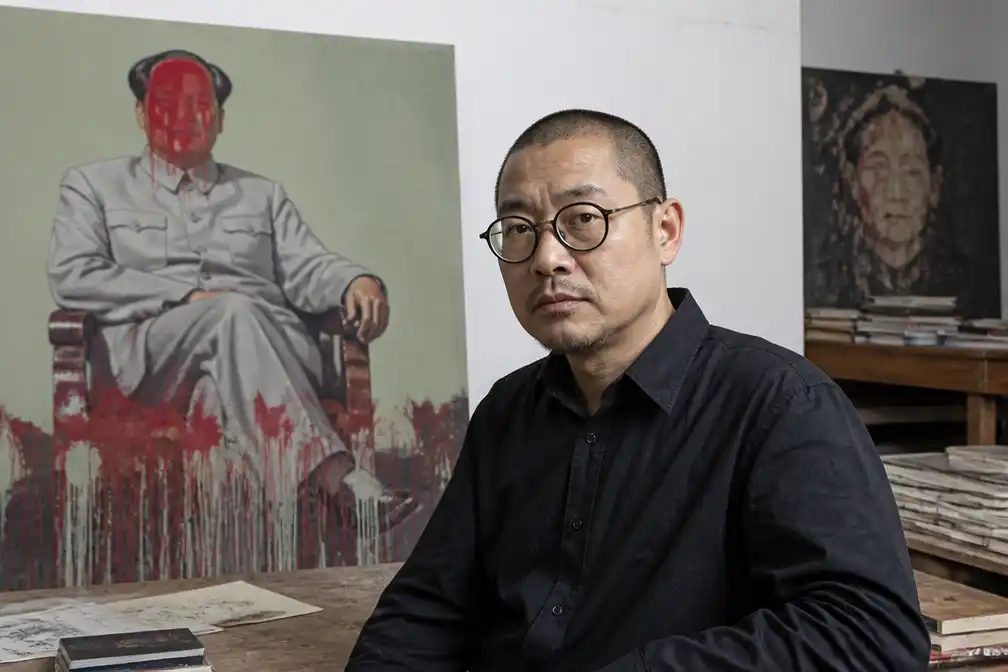 Chinese kunstenaar Gao Zhen krijgt drie jaar cel om Mao-beelden