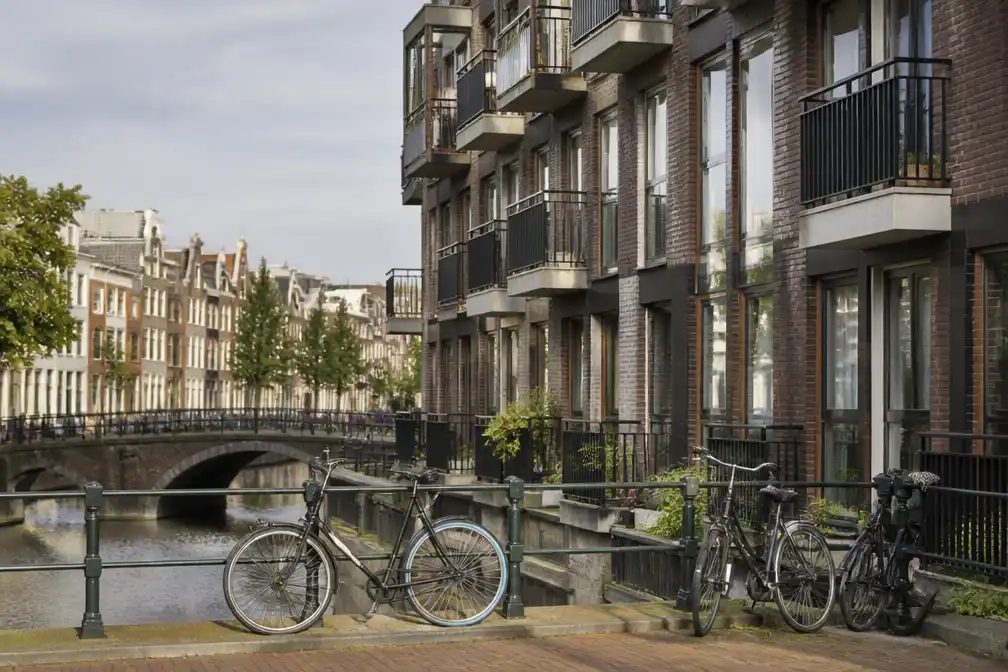 Verhuurders stoten huurwoningen af; woningverkopen stijgen 4 procent