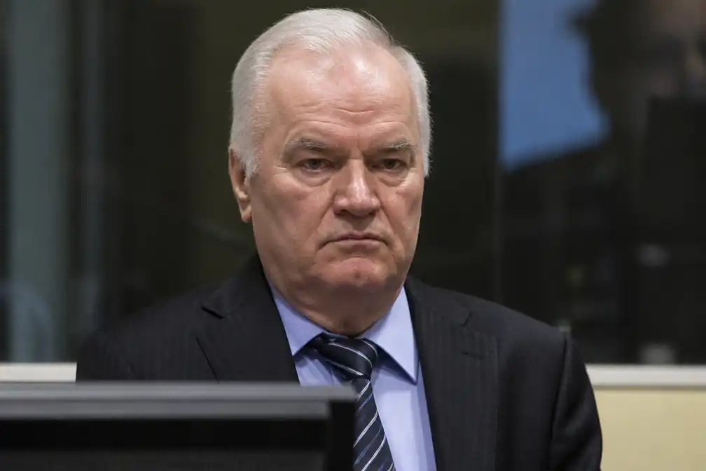 Ratko Mladić, Bosnisch-Servisch bevelhebber veroordeeld voor genocide, op 84-jarige leeftijd overleden