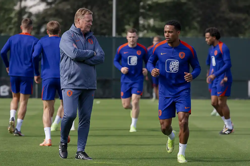 Oranje ongeschonden na 5-1 zege, Koeman rekent op Timber tegen Tunesië