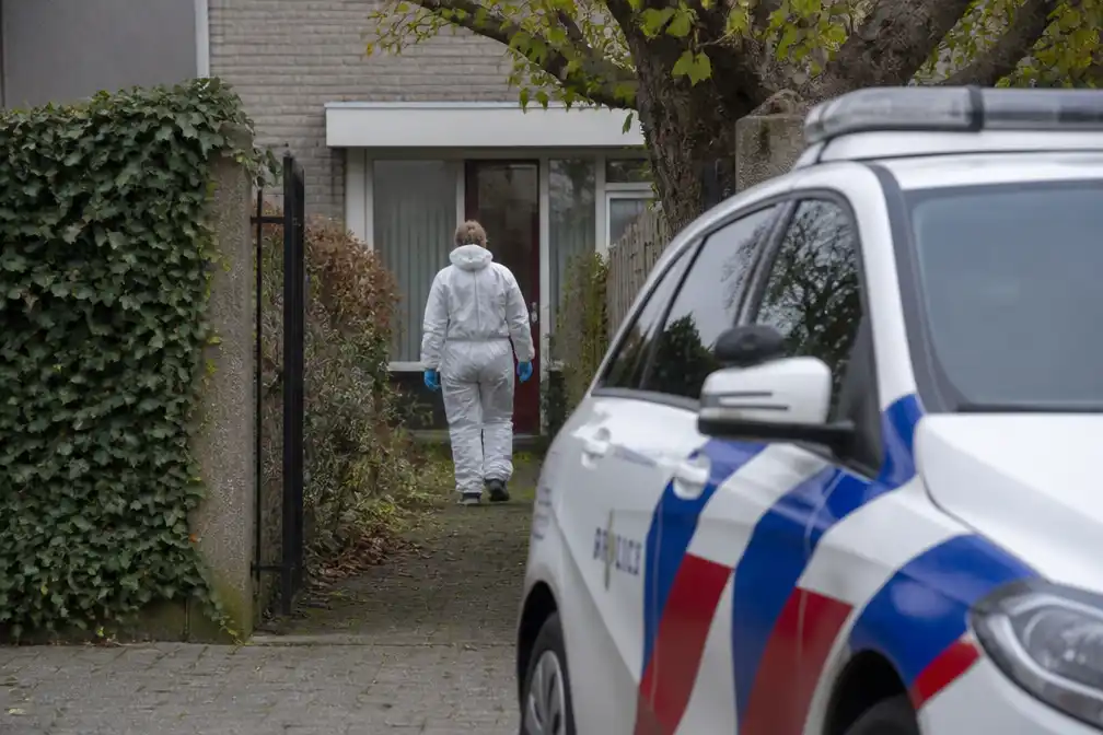 Man aangehouden na vondst dode vrouw in tuin in Boxtel