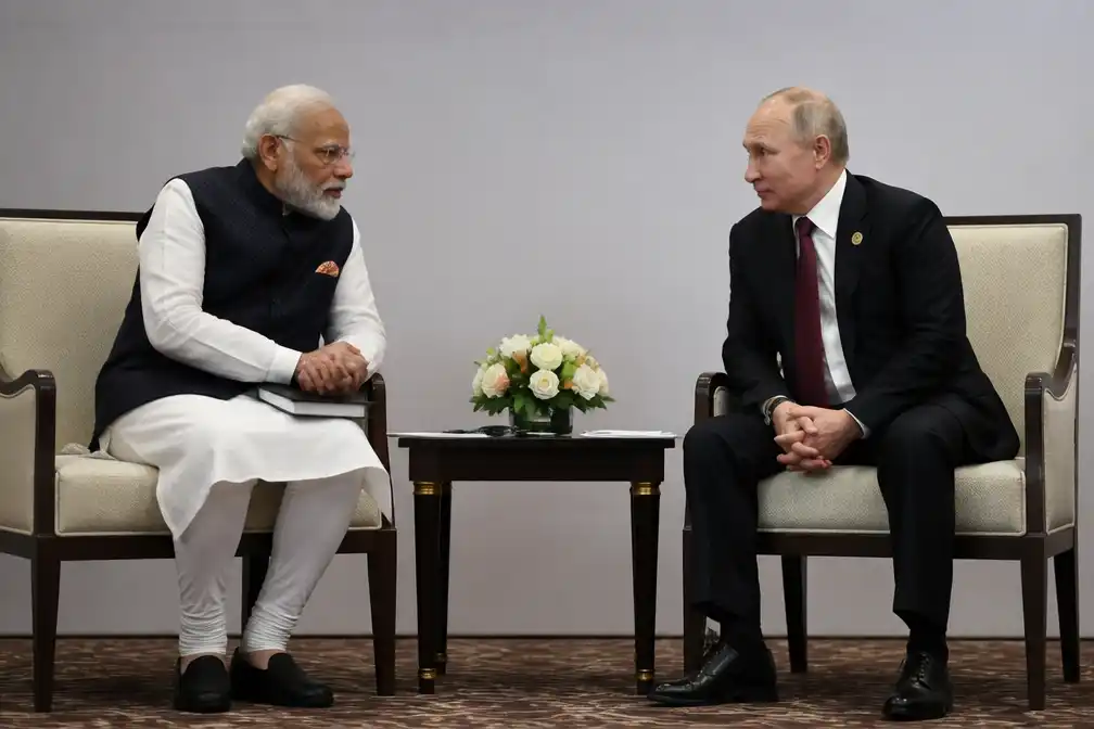 Indiase premier Modi roept Poetin op om oorlog in Oekraïne te beëindigen
