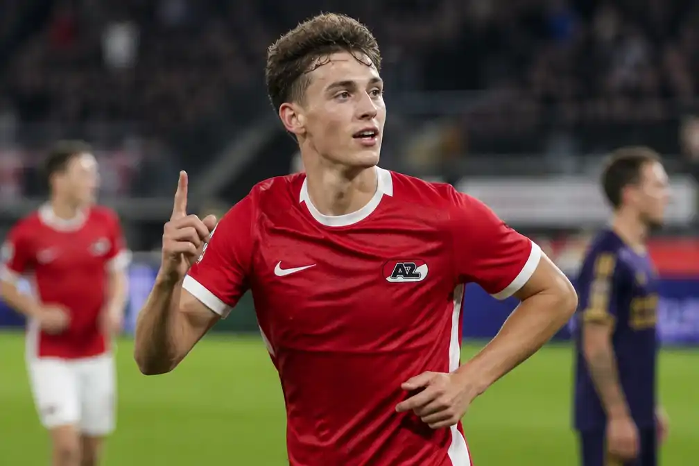 Dave Kwakman wil bij AZ voor kans gaan ondanks rentree Clasie