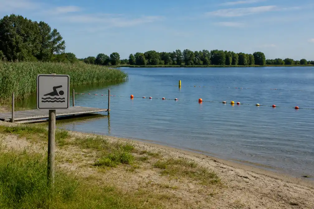 Geen enkel Nederlands zwemwater voldoet aan chemische normen, blijkt uit onderzoek
