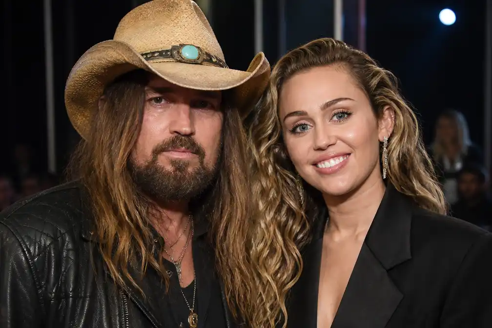 Billy Ray Cyrus steunt Miley bij gebruik alleen voornaam als artiestennaam