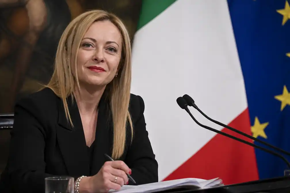 Meloni leidt langstzittende Italiaanse regering sinds WO II