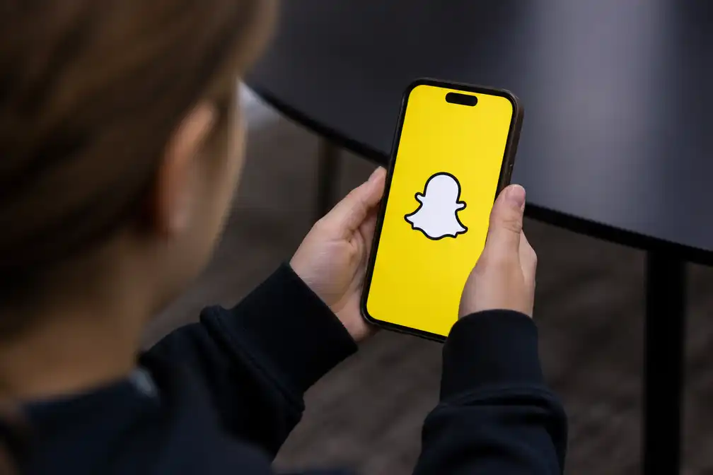 Nederlandse stichting klaagt Snapchat opnieuw aan om verslaving
