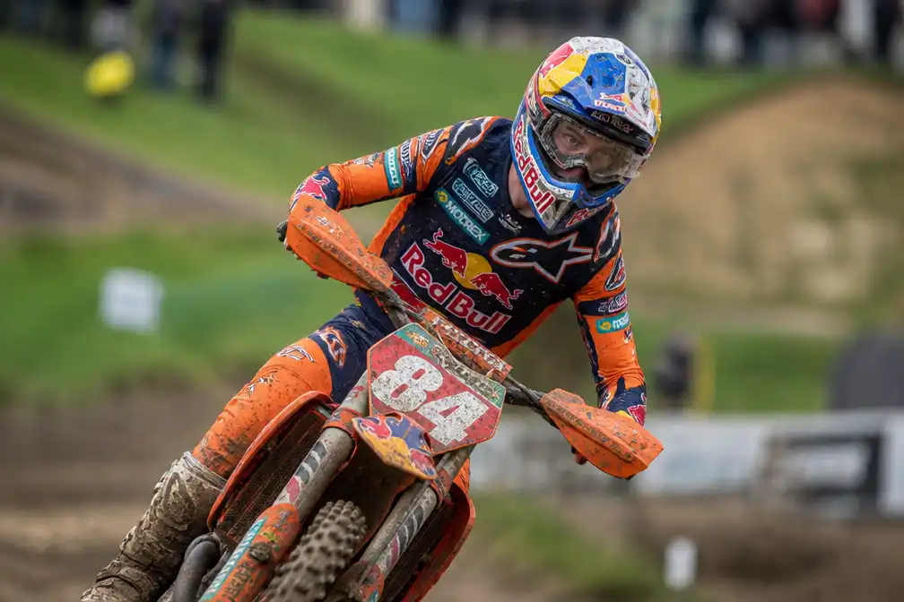 Jeffrey Herlings pakt zesde wereldtitel en doet GOAT-discussie oplaaien