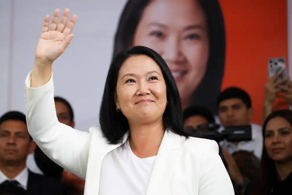 Keiko Fujimori wint Peruaanse presidentsverkiezingen na 17 dagen tellen