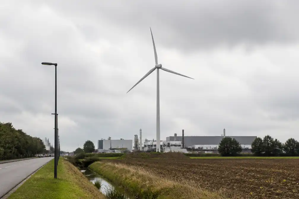 Brouns weigert vergunning voor windturbine van 198 meter in Dessel