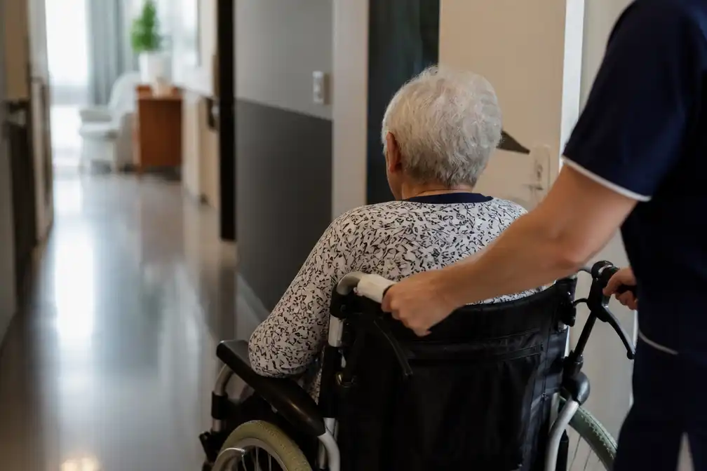 Ouderen moeten kort na opname in verpleeghuis vaak alweer verhuizen