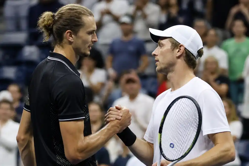 Van de Zandschulp treft topseed Zverev in kwartfinale US Open