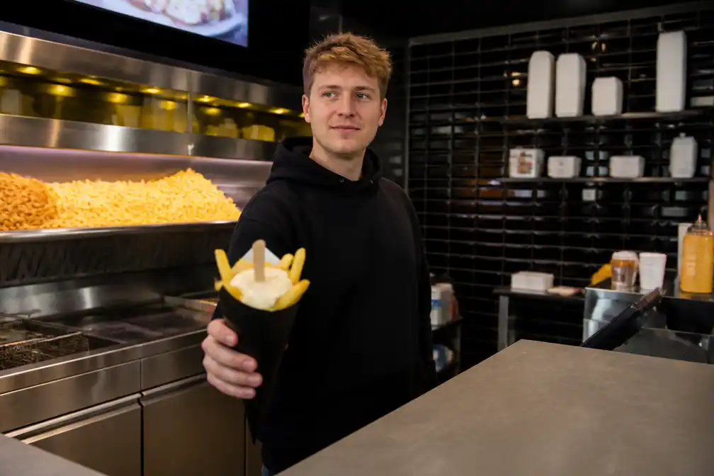 Average Rob haalt in uur tijd 650.000 euro op voor La Patate
