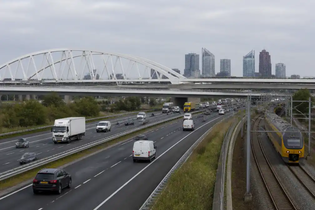 Zuid-Holland bezorgd om tekort van tientallen miljarden op infrastructuurbudget