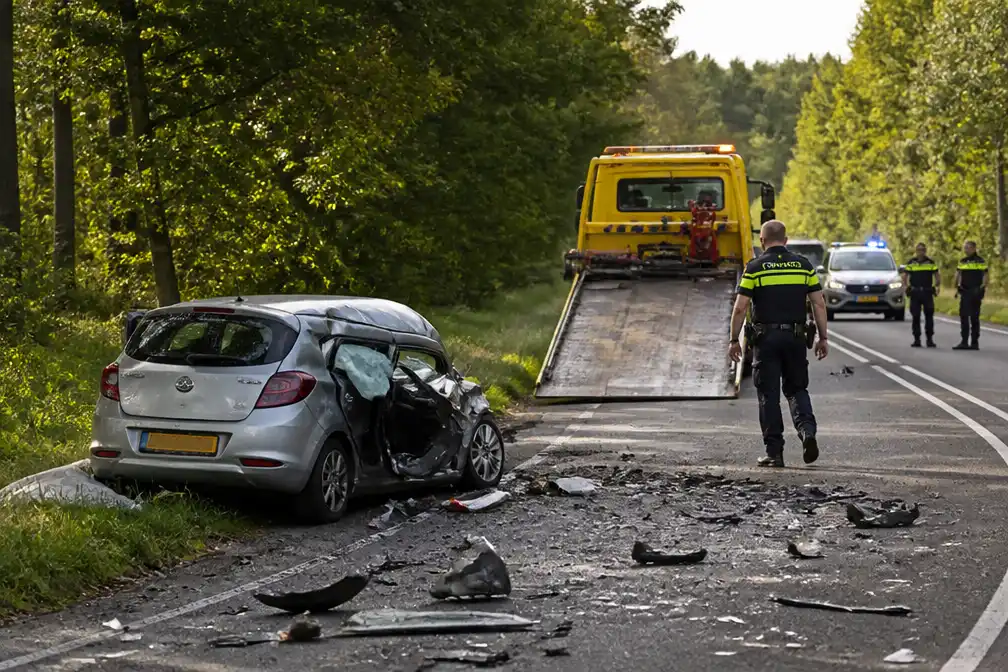 Meisje (3) overleden na ongeval over Duitse grens, chauffeur nog spoorloos