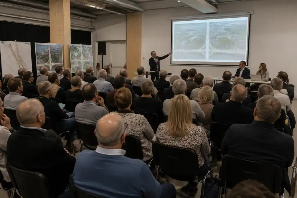 Plannen voor nieuwe havenweg rond de E34 voorgesteld in Vrasene