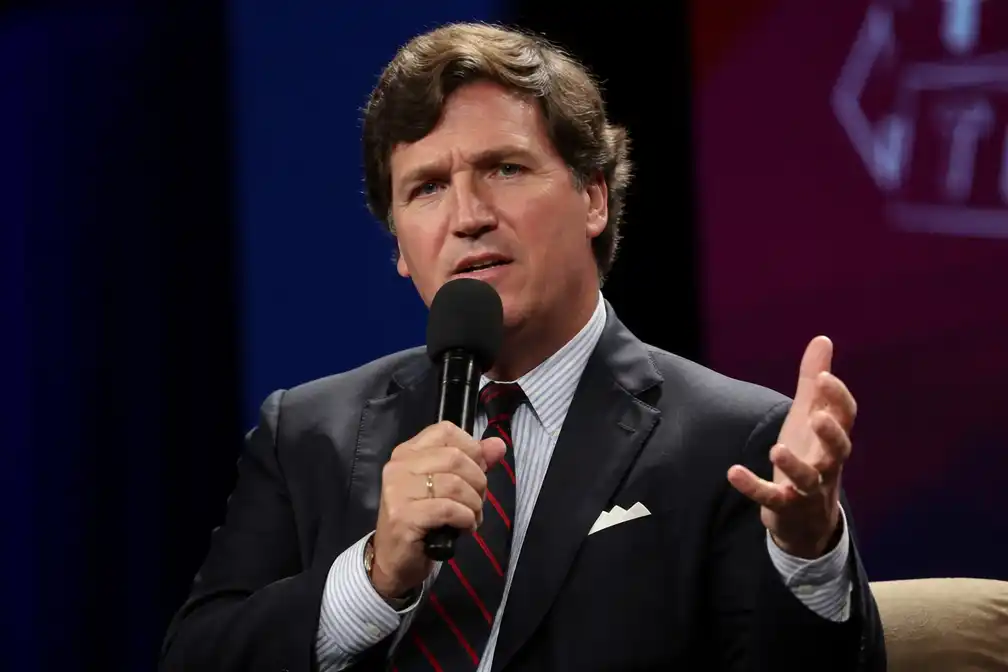 Tucker Carlson voorspelt einde Trump door Iranoorlog, breekt met MAGA