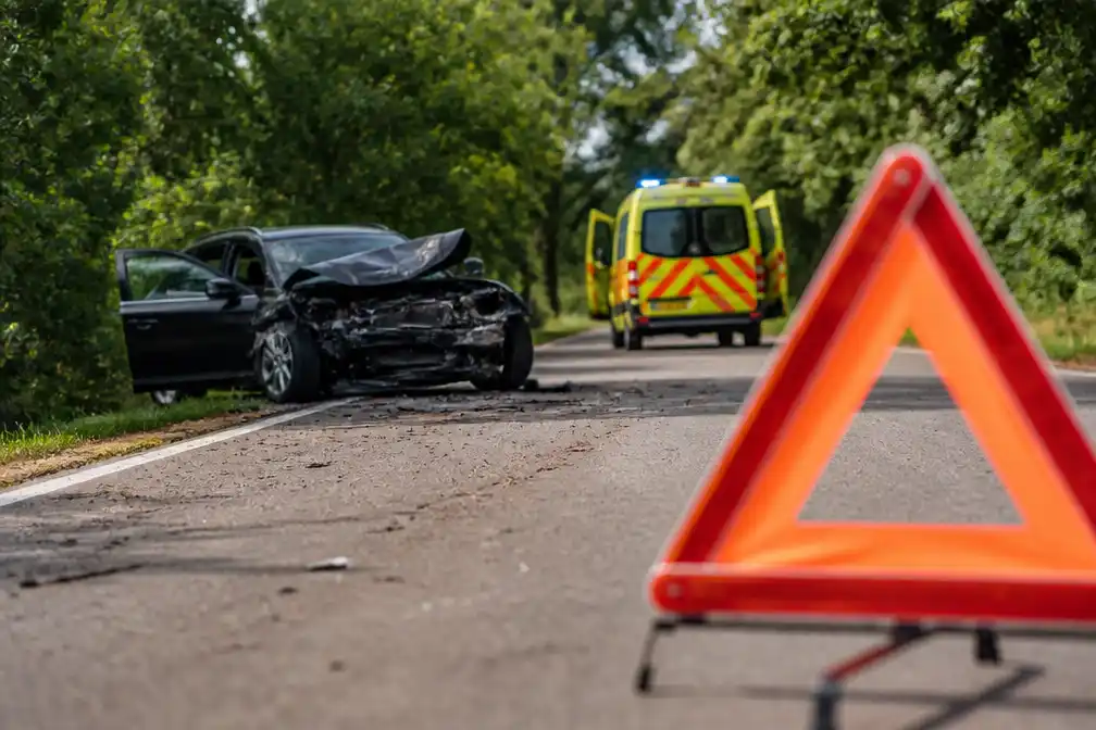 Man sterft bij ongeval in Libin op weg naar zijn eigen huwelijk