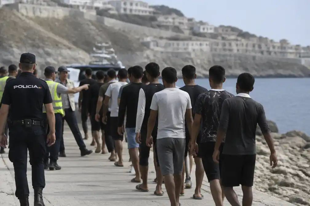 Spanje: ruim 5300 migranten uit Ceuta teruggekeerd naar Marokko