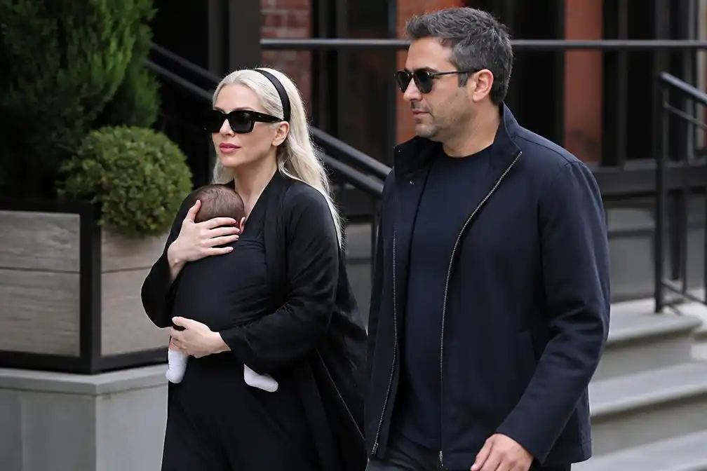 Lady Gaga voor het eerst te zien met haar kindje naast Michael Polansky