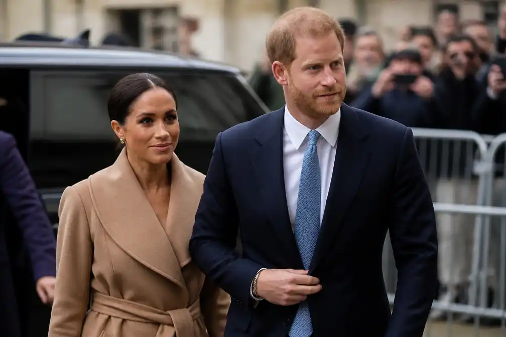 Prins Harry en Meghan terug op Britse bodem, warm welkom blijft uit