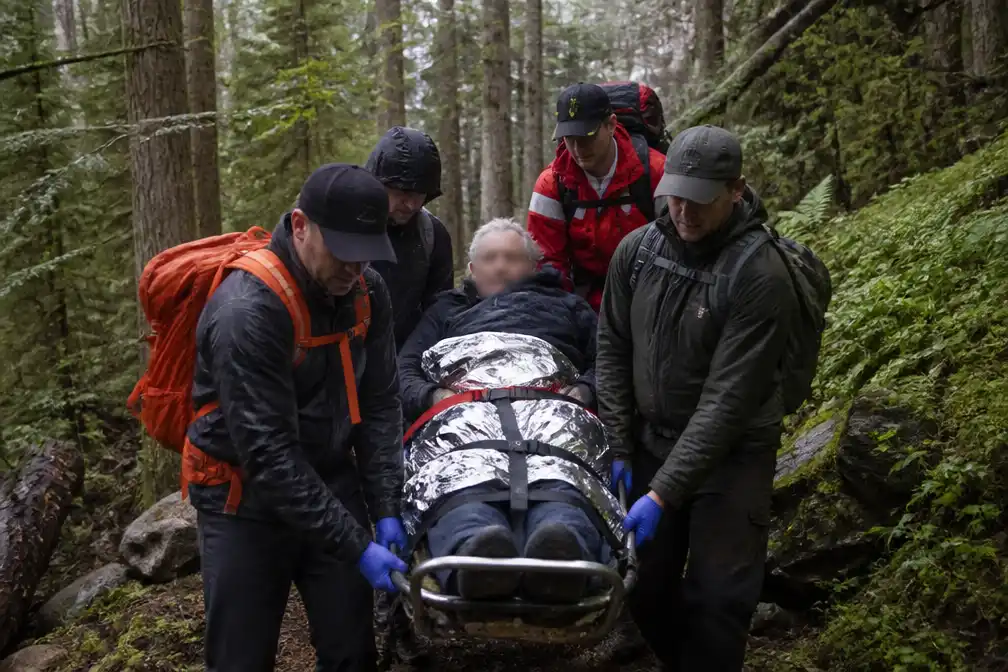 Wandelaar Craig (70) levend teruggevonden na elf dagen vermist aan grens VS-Canada