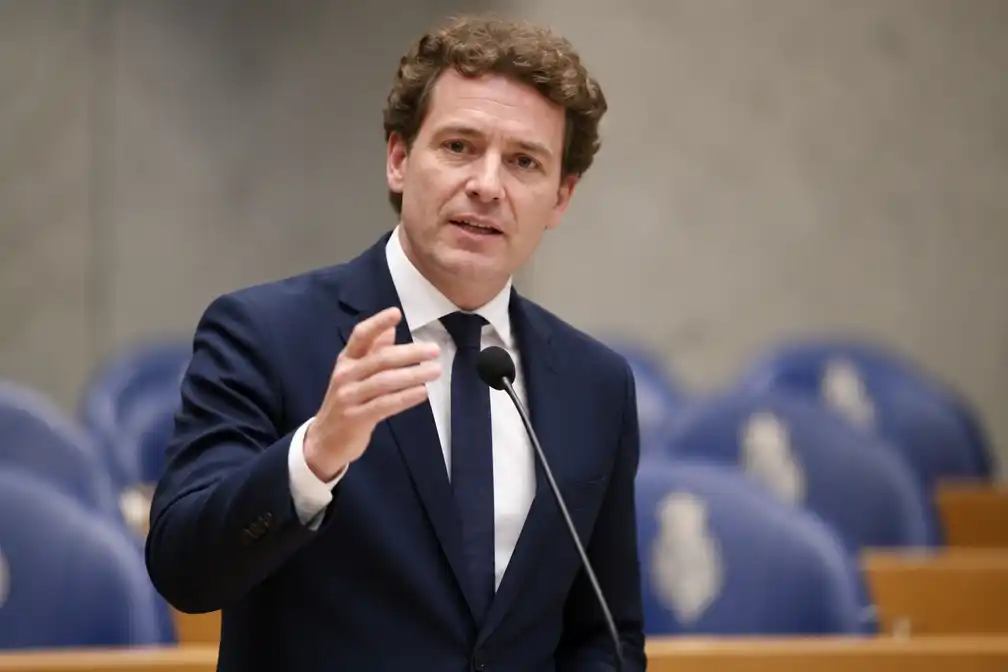 D66-leider Paternotte hoopt dat oppositie 'uitgestoken hand' aanneemt