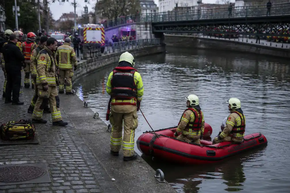 Persoon uit Brussels kanaal gehaald ter hoogte van de Vlaamsepoort