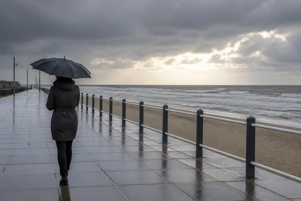 Veel regen voorspeld in Nederland op woensdag, vooral aan de kust