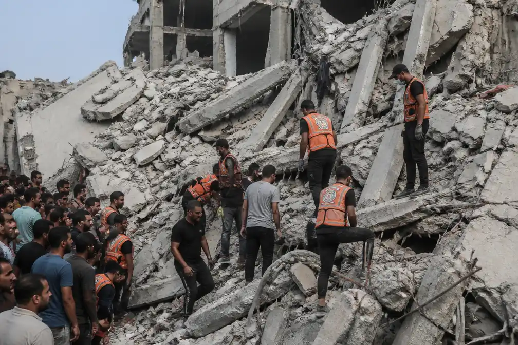 Instorting gebouw in Gaza-Stad: minstens twaalf doden, zoektocht naar circa 100 mensen