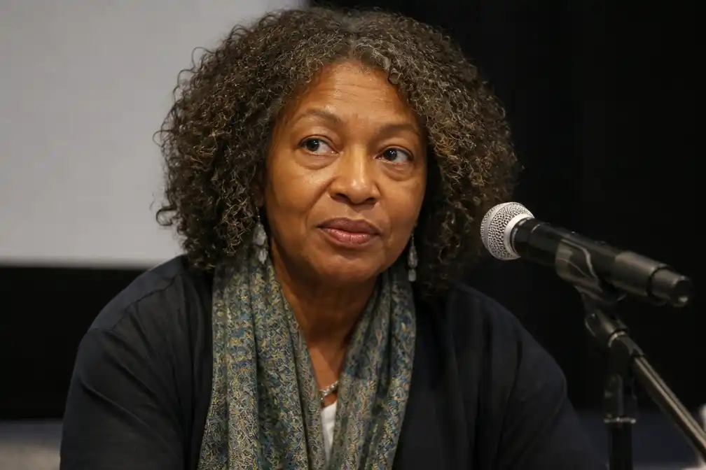 Bonnie Greer, schrijfster en cultuurcommentator, overleden op 77-jarige leeftijd