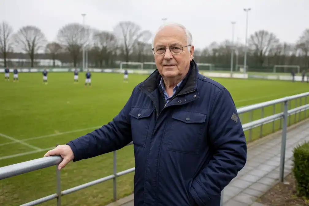 SDO'39-vrijwilliger Frans Kuijpers (75) in het zonnetje gezet