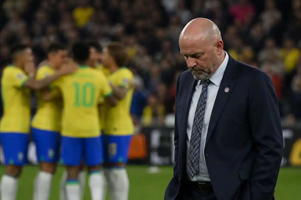 Schotten vrezen WK-uitschakeling na nederlaag tegen Brazilië, virale interview bondscoach zorgt voor ophef