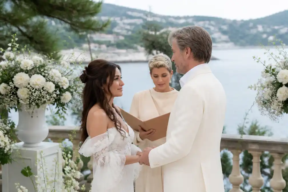 Olcay Gulsen en Eelko van Kooten getrouwd op Cap Ferrat, prinses Laurentien leidde de ceremonie