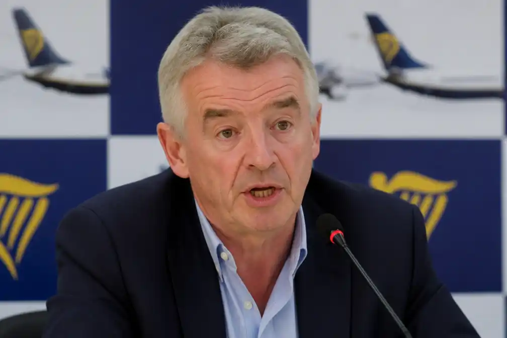 Ryanair-topman O'Leary biedt excuses aan voor vergelijking met 'verkrachters'