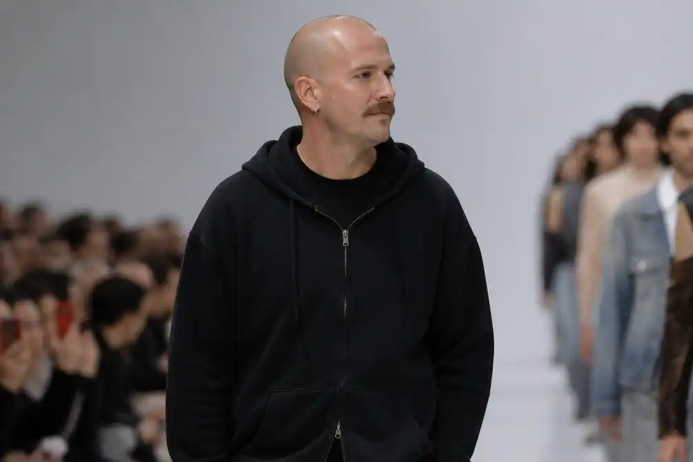 Glenn Martens vertrekt als artistiek directeur bij Diesel na show lente-zomer 2027