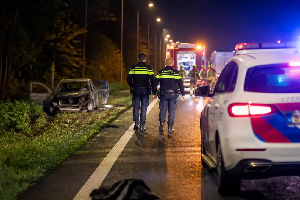 Verdachte brandstichting aangereden op A2 bij Maastricht, twee anderen voortvluchtig