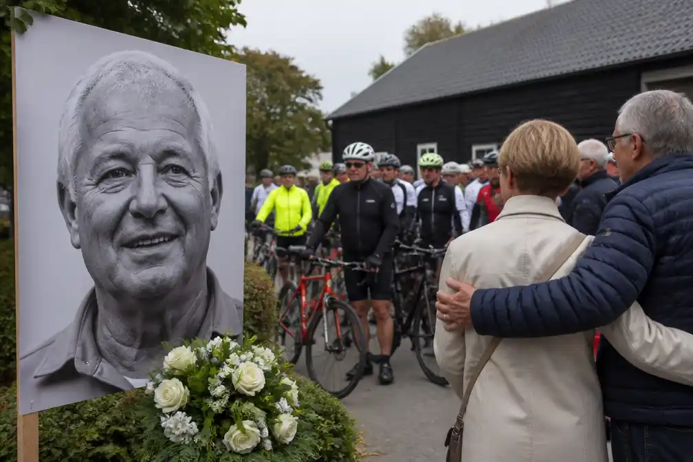 Frans Van Looypad ingehuldigd in Merksem tijdens herdenkingsfeest