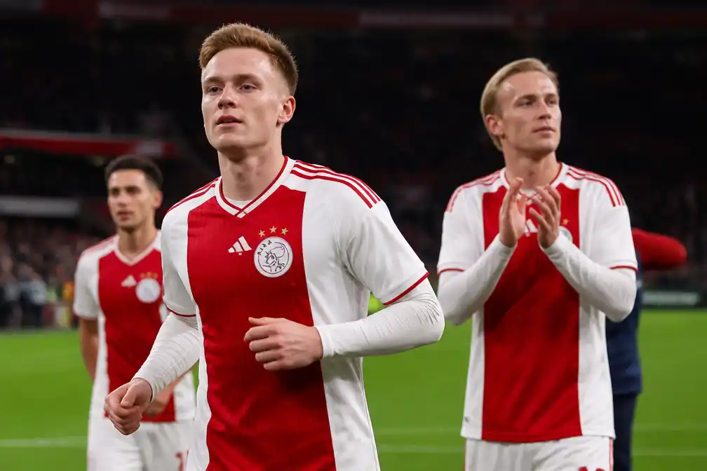 Tsygankov debutant in Ajax-basis tegen Excelsior, Dolberg opnieuw in de spits