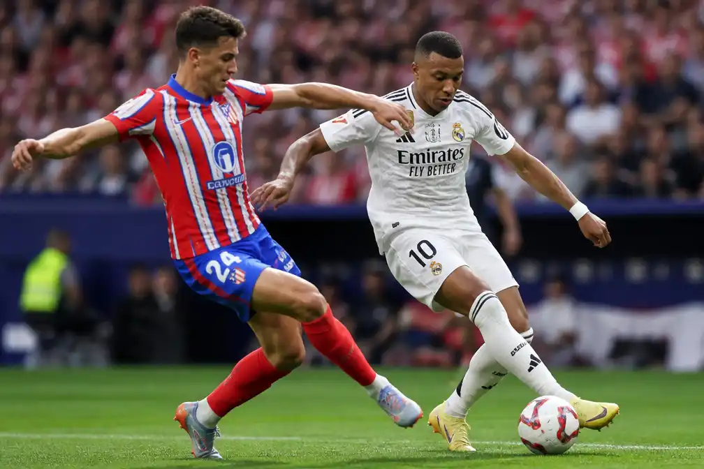 Real Madrid speelt stadsderby bij Atlético in jacht op FC Barcelona