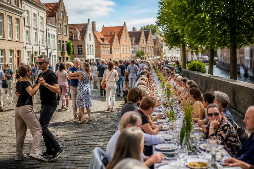 Autovrije Zondag lokt massa volk naar Brugse binnenstad met nieuw concept