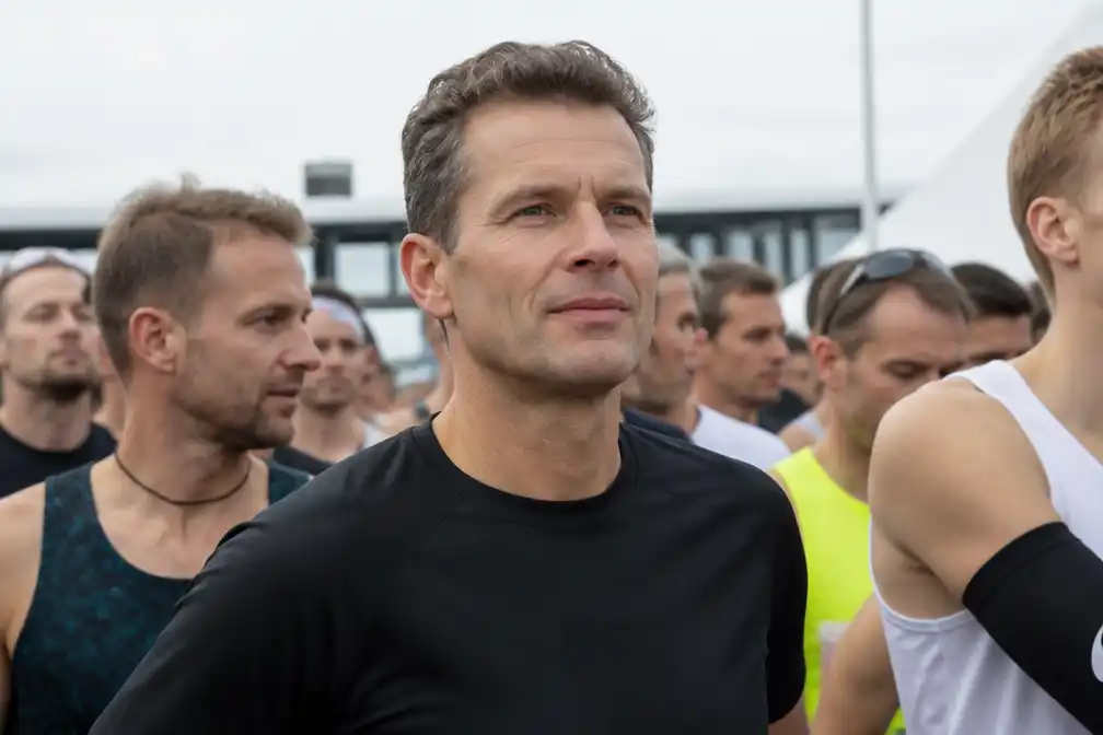 Erben Wennemars loopt Dam tot Damloop na herseninfarct in mei
