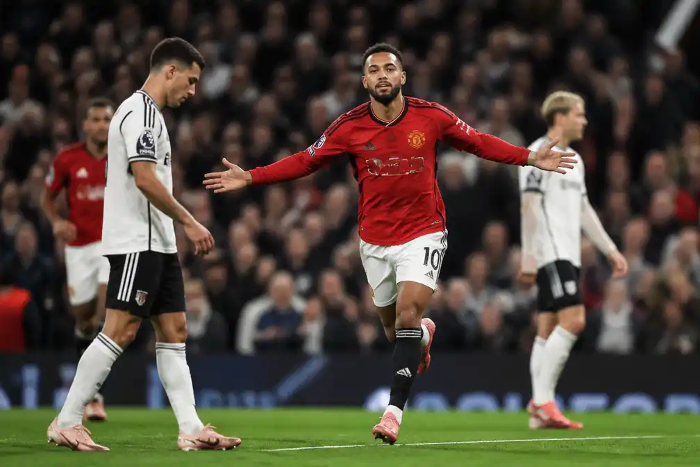Cunha redt in slotfase punt voor Manchester United bij Fulham (1-1)