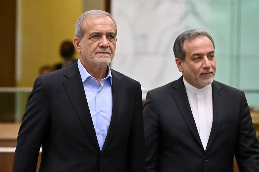 Iraanse president Pezeshkian naar VN in New York ondanks oorlog met VS
