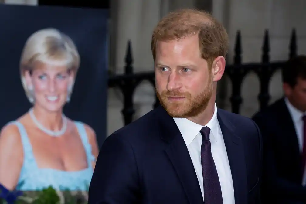 Prins Harry in gesprek over documentaire over prinses Diana, 30 jaar na haar dood