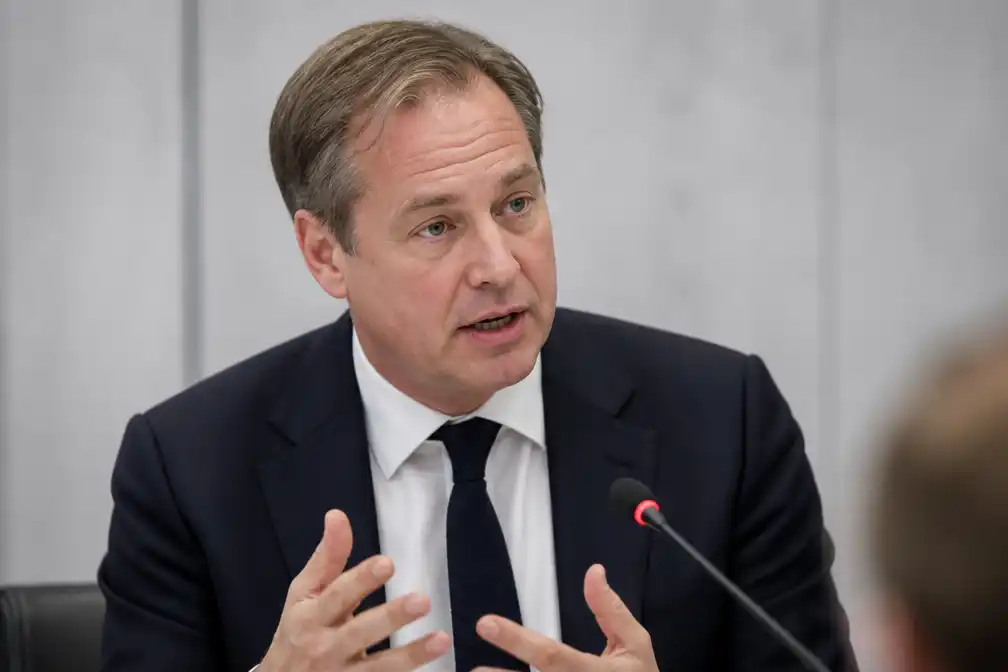 Van Weel waarschuwt voor sluipende normalisering van rechts-extremisme
