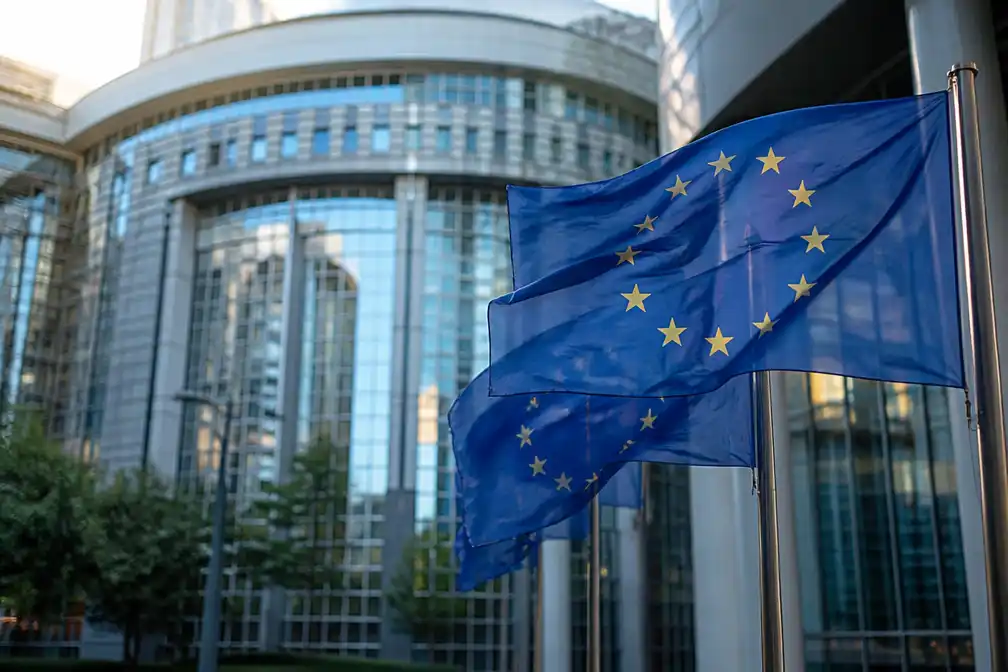 EU schrapt Usmanov en Fridman van Russische sanctielijst, Oekraïne boos
