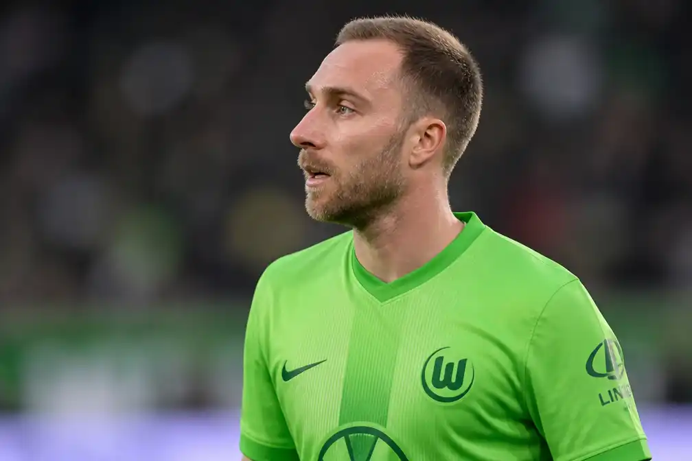 Eriksen laat contract bij Wolfsburg ontbinden na onwelwording in juni