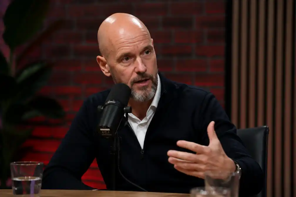 Ten Hag wil hervorming Nederlands voetbal: 'waanzin' dat Jong Feyenoord niet in KKD speelt
